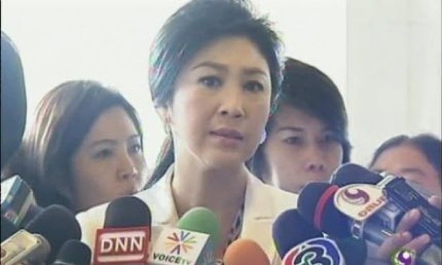 Thai Prime Minister calls for dialogue to end political crisis