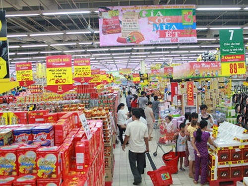 Ho Chi Minh city stockpiles sufficient goods for Tet 2015