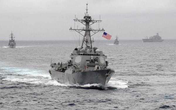 US warship enters 12 nautical miles around China’s illegal artificial islands in the East Sea