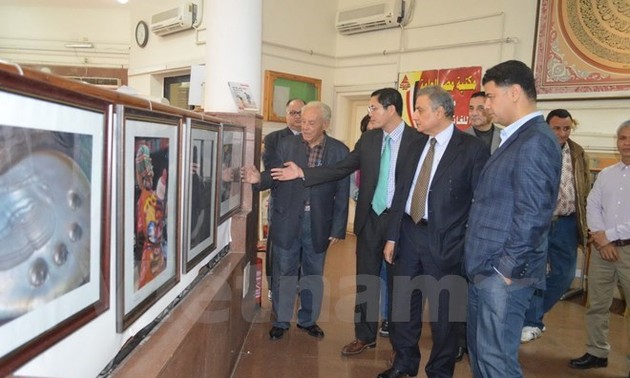 Vietnam photo exhibit opens in Egypt