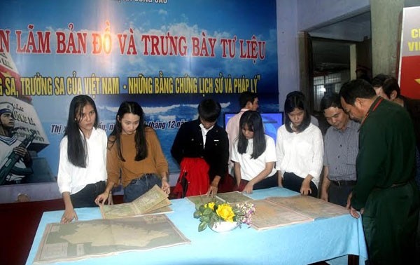 Exhibition highlights Vietnam's sovereignty over Spratlys and Paracels