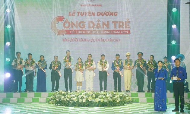 Ho Chi Minh City honors outstanding young citizens