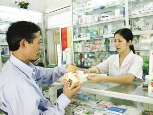 Vietnamese encouraged to use locally-made medicine 