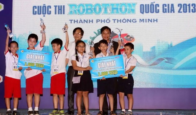 2014 National Robothon Contest - useful playground for students