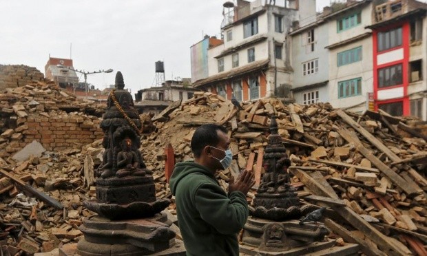 Nepal earthquake: death toll continues to rise