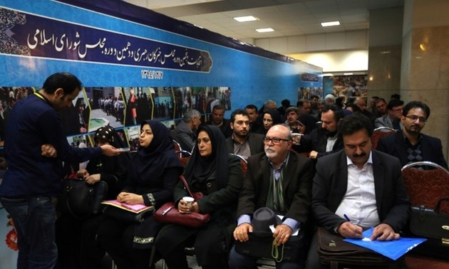 Record 12,000 candidates for Iranian parliamentary elections