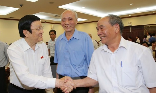 President Truong Tan Sang meets HCMC voters 