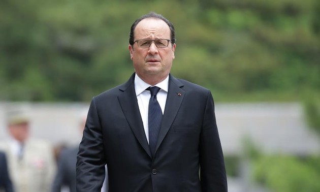 French President acknowledges threat of Euro 2016 terror attack