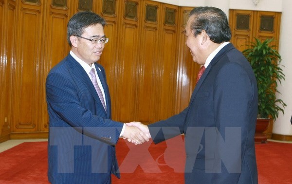 Deputy PM Truong Hoa Binh receives Governor of Japan’s Aichi prefecture