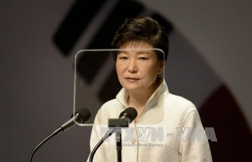 S.Korean prosecutors want longer detention of ex-President