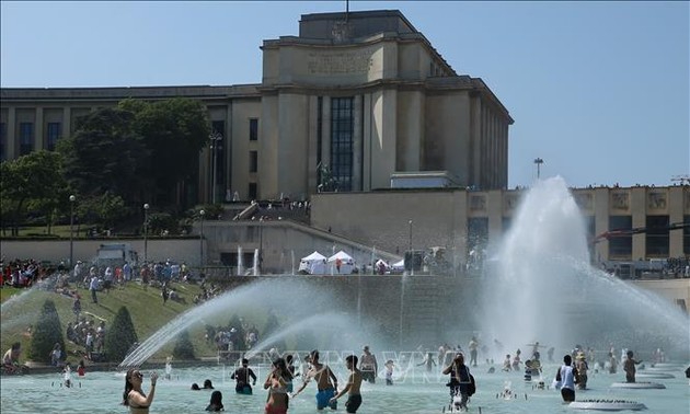 Europe endures year of extreme heat: Copernicus report