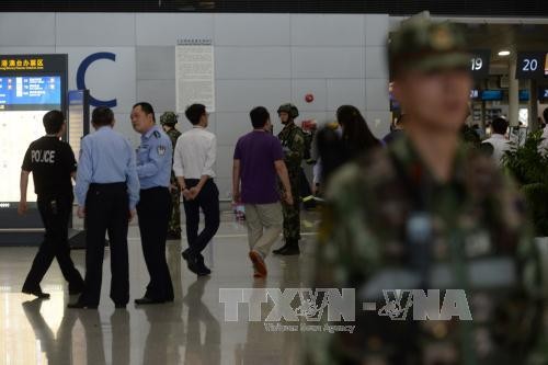 中国上海国际机场发生爆炸袭击造成5人受伤