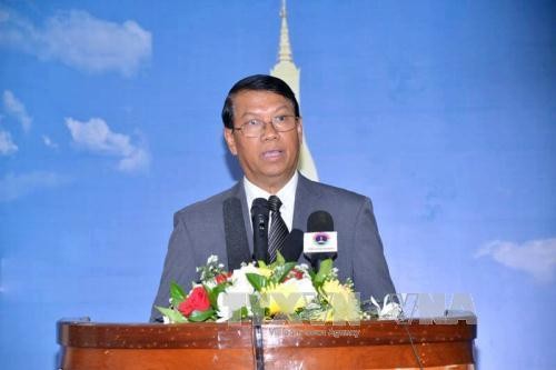 老挝支持以和平方式解决东海问题
