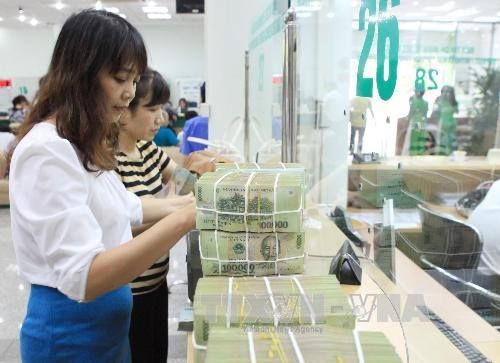 越南国家银行继续按照经济增长6.7%的目标调控货币政策