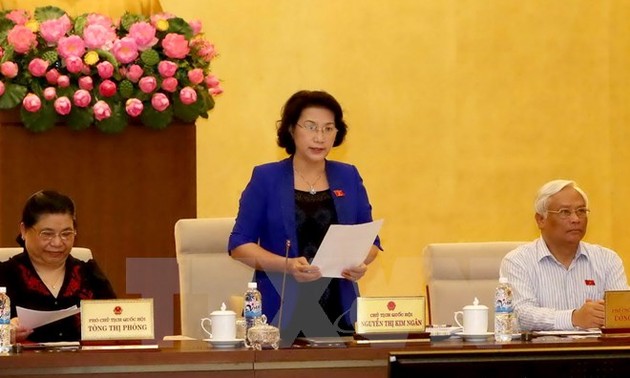 越南第十四届国会常委会第二次会议开幕