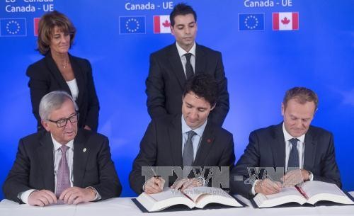 欧盟和加拿大翻开贸易合作的新篇章