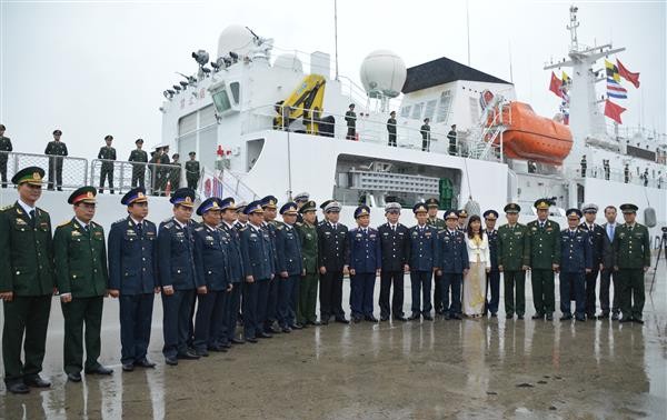 中国海警船访问海防市