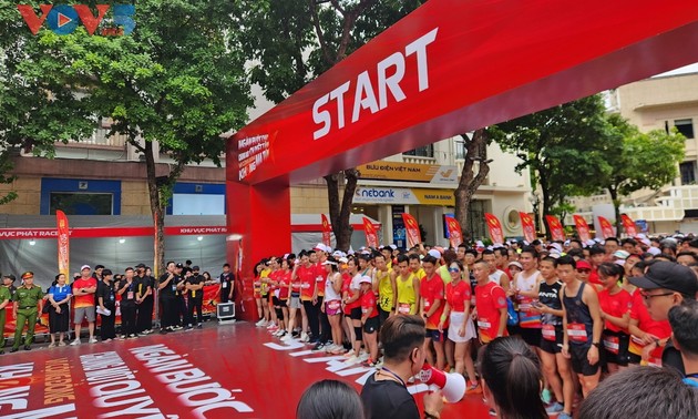 Hàng nghìn người tham gia giải chạy “Vì cộng đồng không ma tuý”