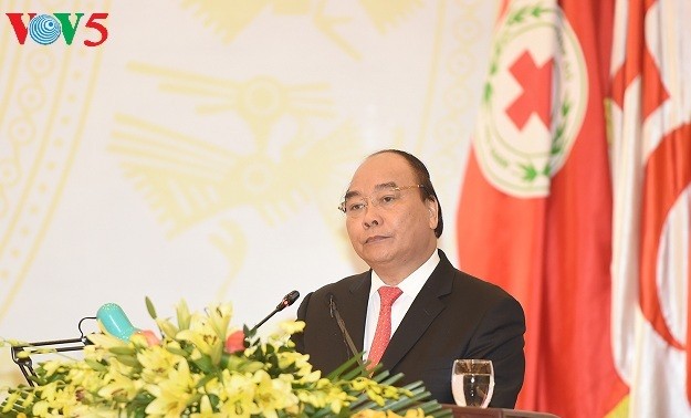 Le Premier ministre au 10è Congrès national de la Croix rouge vietnamienne