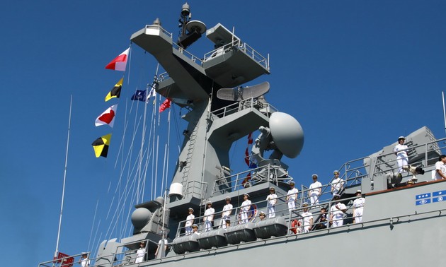 Des marins sud-coréens en visite à Dà Nang