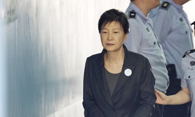  Le Parquet cherche à prolonger la détention provisoire de Park Geun-hye
