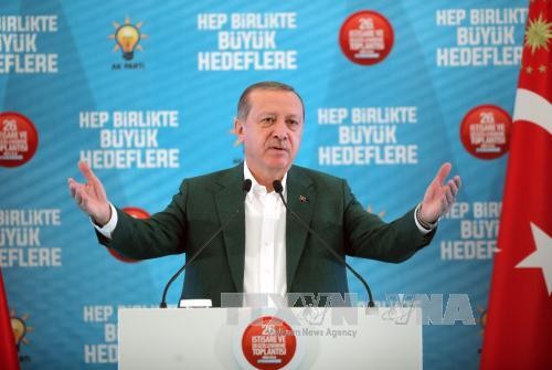 Tayyip Erdogan: La Turquie ne se laissera pas menacer par l'Irak et la Syrie