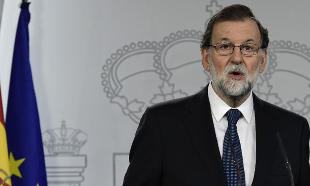 Catalogne: Madrid confirme qu'une suspension de l'autonomie est sur la table