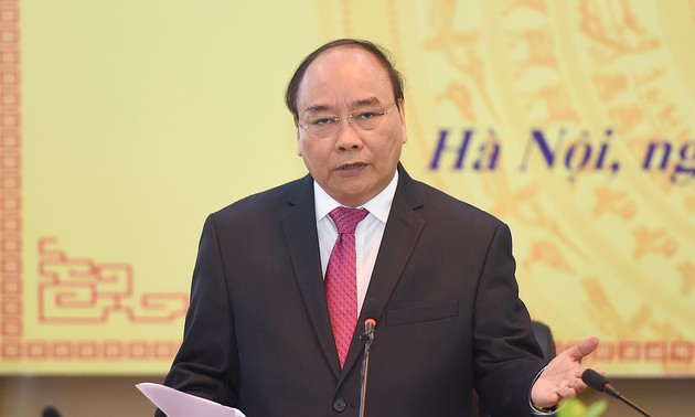 Nguyen Xuan Phuc à la rentrée scolaire de l’Académie politique nationale