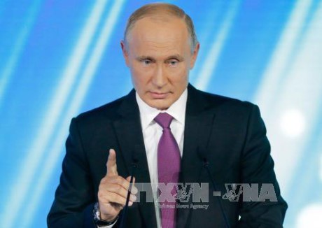 Révolution russe: Poutine pointe son immense influence sur la Russie et le monde entier
