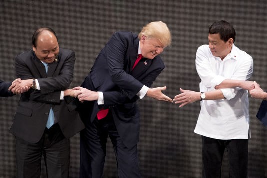 Donald Trump juge sa tournée en Asie fructueuse