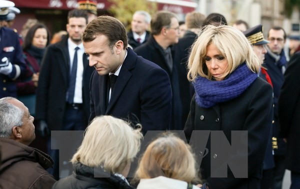 Emmanuel Macron rend hommage aux victimes du 13 novembre 2015