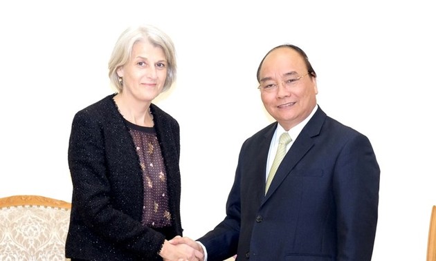 L’ambassadrice danoise reçue par Nguyen Xuan Phuc