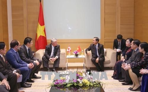 Le Vietnam souhaite développer le partenariat intégral avec le Canada
