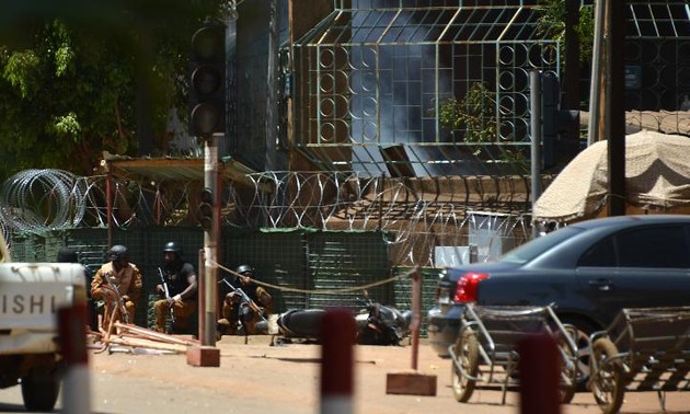 Burkina Faso: l'ambassade de France visée, 30 morts