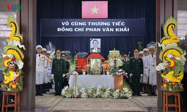 Des hommages à l’ancien Premier ministre Phan Van Khai