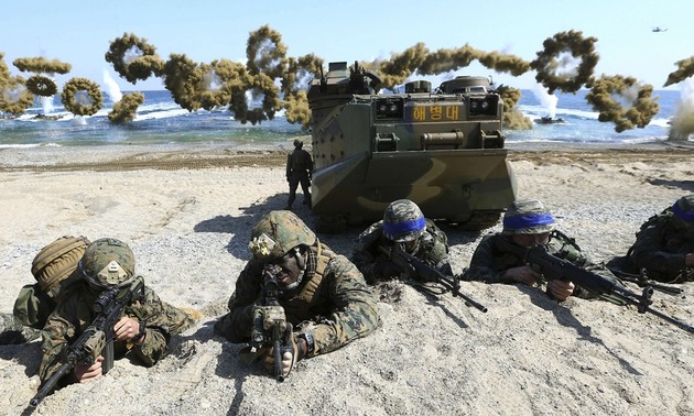 Séoul et Washington annoncent des manœuvres militaires raccourcies 