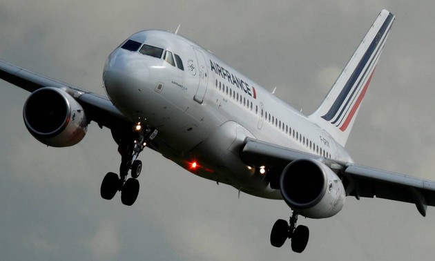 Air France: le gouvernement français hausse le ton