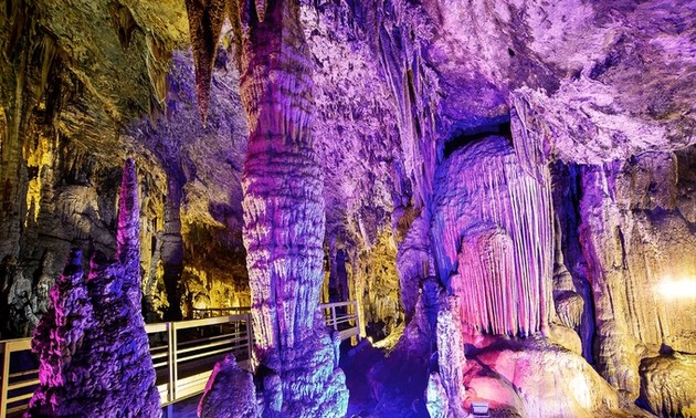 Lùng Khuy, la grotte des amoureux