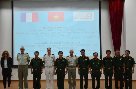 Echange Vietnam-France dans le cadre des opérations de maintien de la paix
