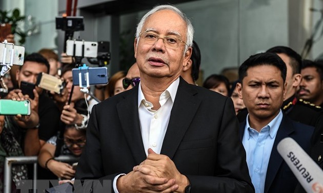 Malaisie: l’ancien premier ministre Najib Razak inculpé de corruption