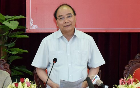 Le Premier ministre travaille dans la province de Hà Tinh