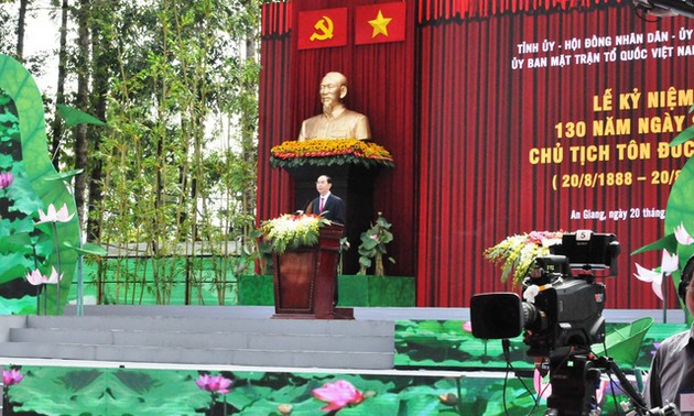 Célébration du 130e anniversaire du Président Tôn Duc Thang