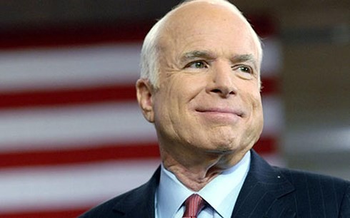 Réactions des États-Unis et du monde entier après la mort de John McCain