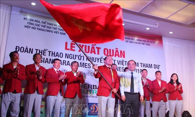 ASIAN Para Games 18: la délégation vietnamienne est arrivée en Indonésie