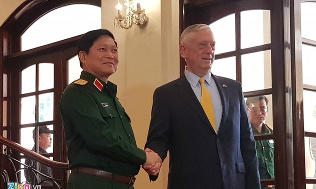 Vietnam-États-Unis: pour une coopération défensive plus accrue