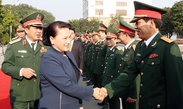 Activités à l’occasion de l’anniversaire de l’Armée populaire vietnamienne