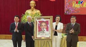 Nguyên Phu Trong présente ses vœux à Yên Bai