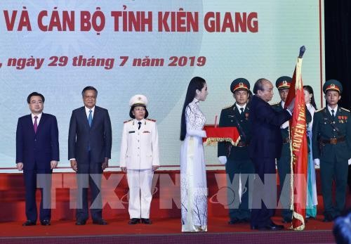 L’ordre de l’Indépendance remis à la province de Kiên Giang