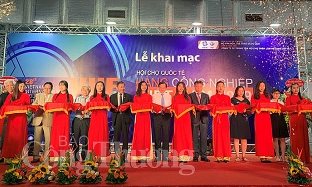 Ouverture de la Foire internationale de l’Industrie du Vietnam 2019