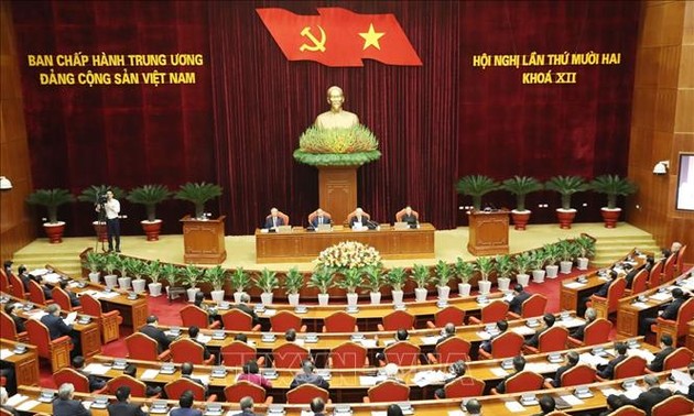 Ouverture du 12e plénum du Comité central du Parti communiste vietnamien